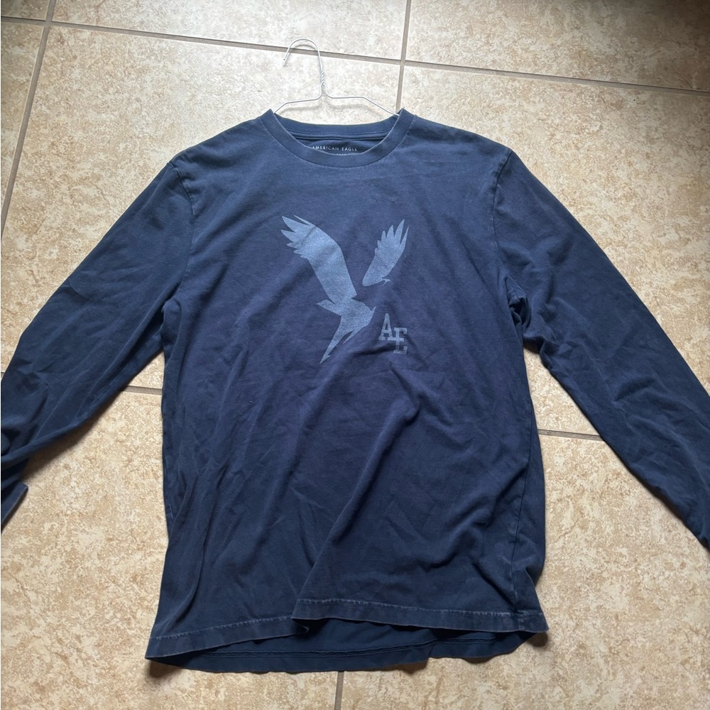 American Eagle Outfitters Blue Long Sleeve Tee
